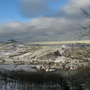 Delightful Home-lovely Hill View Canneto Pavese